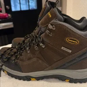 Skechers | Shoes | Skechers Brown Suede Hiking Boots With  display picture 3